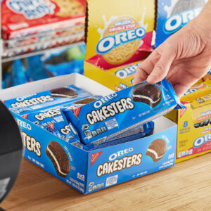 Nabisco Oreo 3-Count Cakesters Snack Pack 3.03 oz. - 8/Case