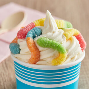 Albanese Mini Sour Neon Gummi Worms 4.5 lb. - 4/Case